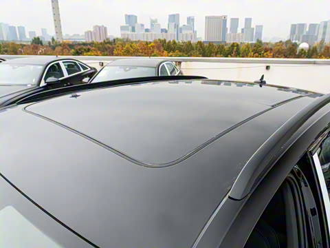 2025�� 40 TFSI ����������