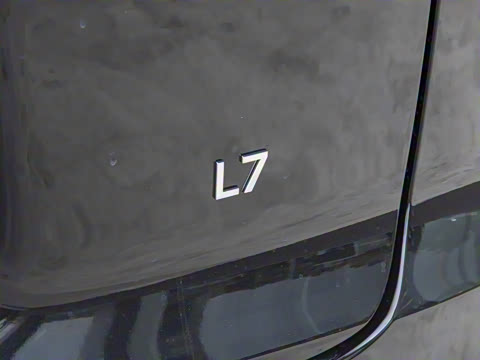 2025�� Ultra ���ܻ��°�