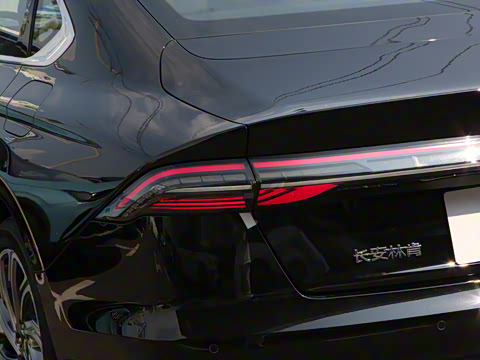 2025�� 2.0T ���ݰ�