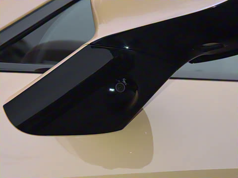 2025�� Ultra ���̰�