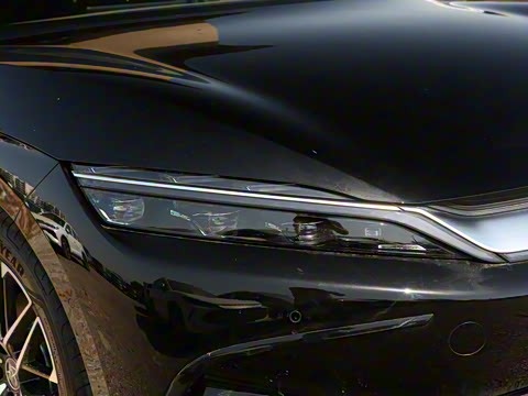 2025�� EV �Ǽݰ� 605KM�캽��