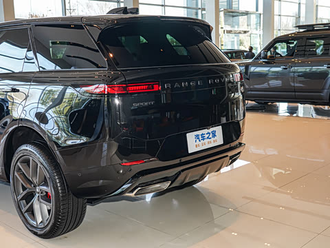 2025�� 400PS Dynamic SE