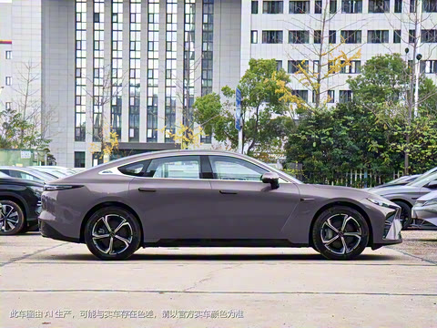 2025��  ���� ���ʰ� 70kWh