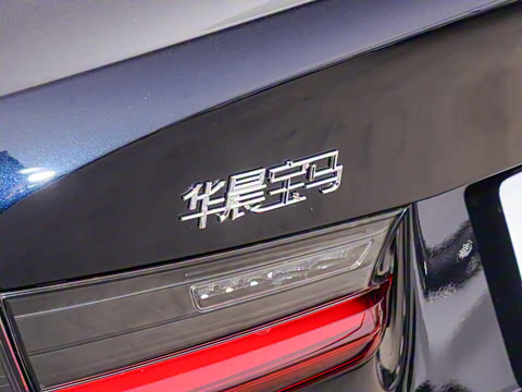 2025�� 325i M�˶���װ