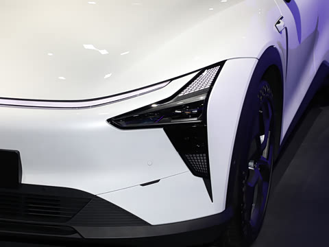 2025�� ���¿� Max ��������