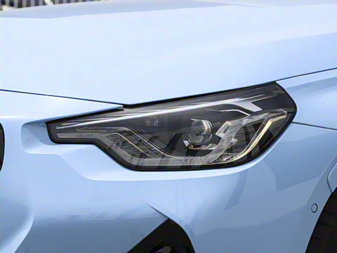 2025�� M240i xDrive