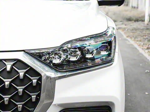 2025�� 2.2T  �����콢�� 5�� ����