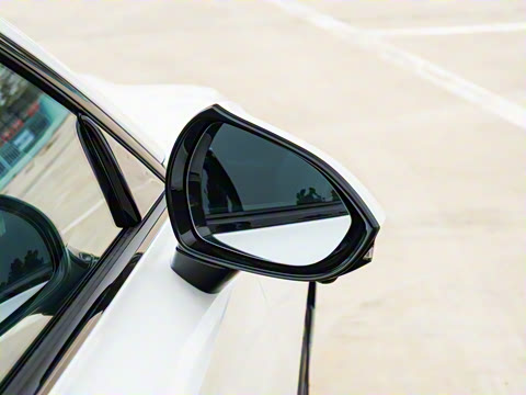 2025�� 2.0T 405 AT������