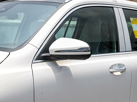 2025�� GLB 220 ������