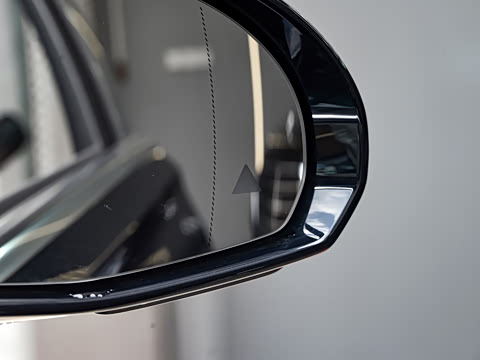 2025�� �Ŀ� S 480 4MATIC