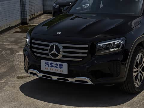 2025�� GLB 220 ������