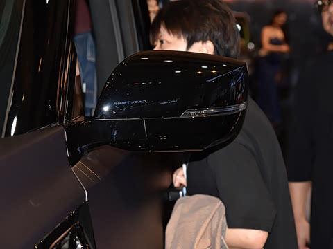 2025�� Autograph