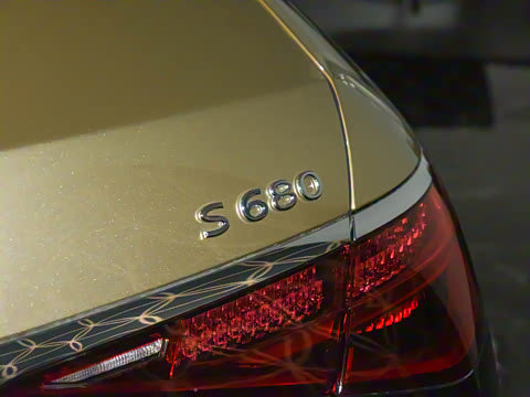 2025�� �Ŀ� S 680 4MATIC