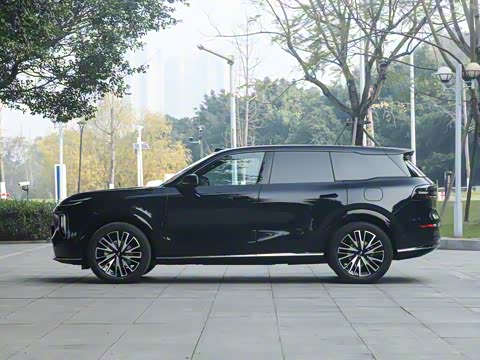 2025�� 215�����콢PLUS