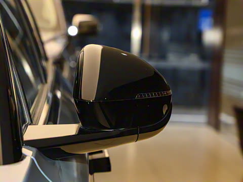 2025�� 2.0T �������