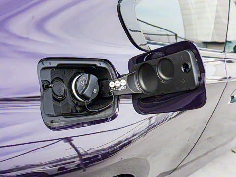 2025�� 225i M�˶���ҹ��װ