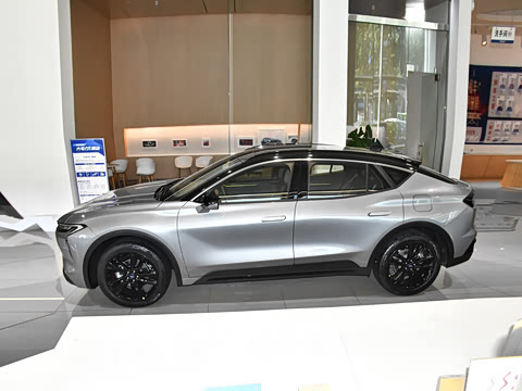 2025 2.0T EcoBoost E 춯 ˶