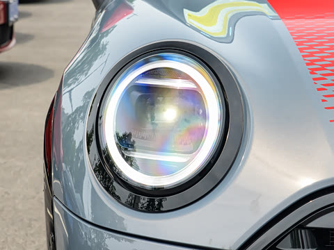 2025�� JOHN COOPER WORKS CABRIO