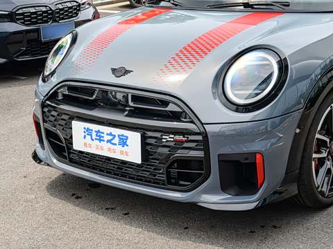 2025�� JOHN COOPER WORKS CABRIO