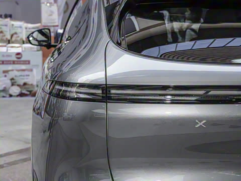 2023�� 580 ������ Pro