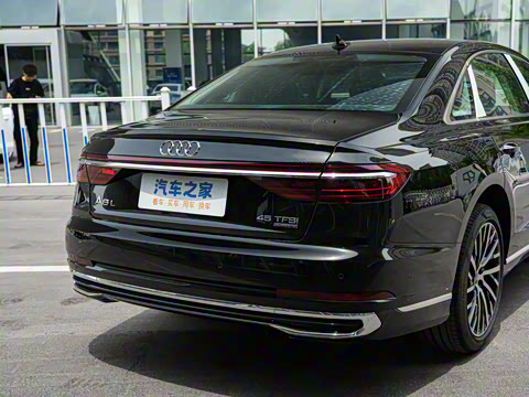 2026�� A8L 45 TFSI quattro ������