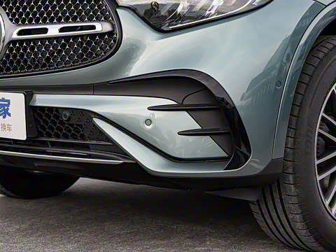 2025�� GLC 300 L 4MATIC ������ 5��