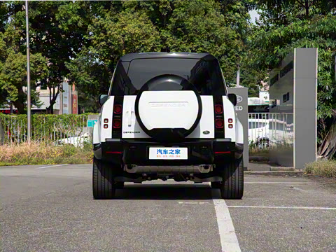 2025�� 110 3.0T P400 X-Dynamic HSE