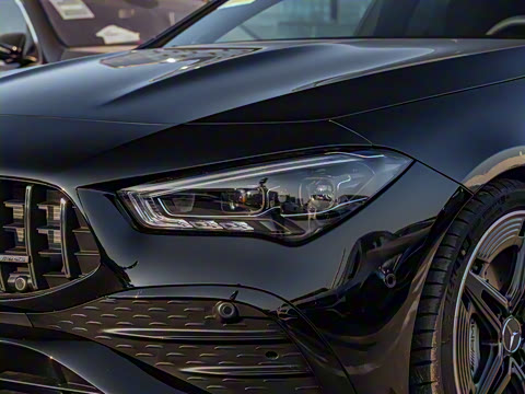 2025�� AMG CLA 35 4MATIC