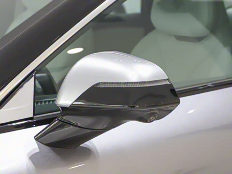 2025�� 560MAX 185kW