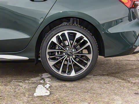 2026�� A3L Limousine 35TFSI �ɳ������� +������ѡ��