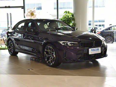2025�� 330i 50����������