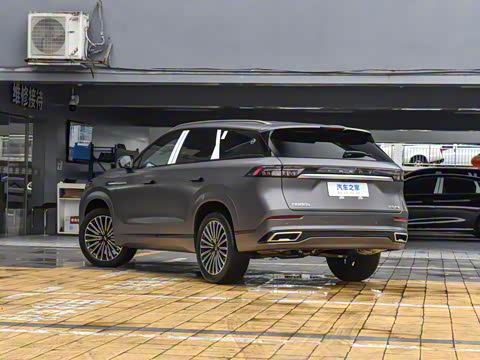 2025�� 2.0T ˫������������� 5��