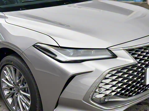 2024�� ˫�� 2.5L XLE����