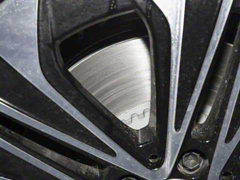 2025�� �Ŀ� E 300 L ������