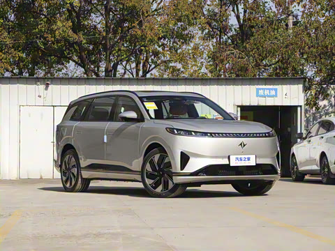 2025�� 636Max����� 5��