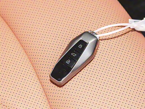 2025�� 512km ���ΰ�