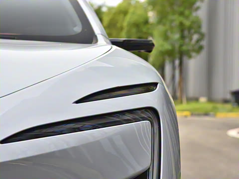 2025�� �Ŀ� Ultra���̰�