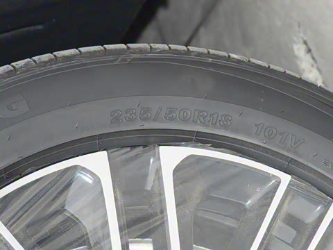 2025�� 130km EM-i ������