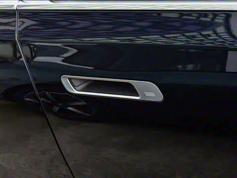 2023�� 735Li ������װ