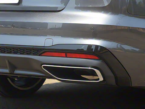 2024�� 40 TFSI ����������(��ҹ��)