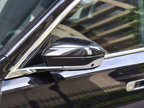 2023�� 740Li ������ M�˶���װ