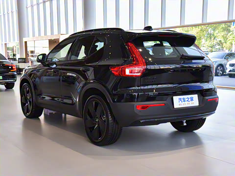 2025�� B4 ������Զ��ҹ�ڰ�