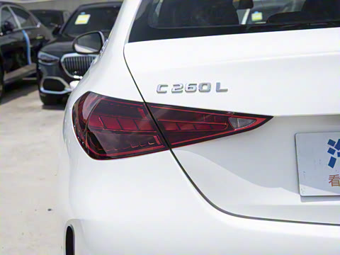 2025�� �Ŀ� C 260 L 4MATIC �˶���