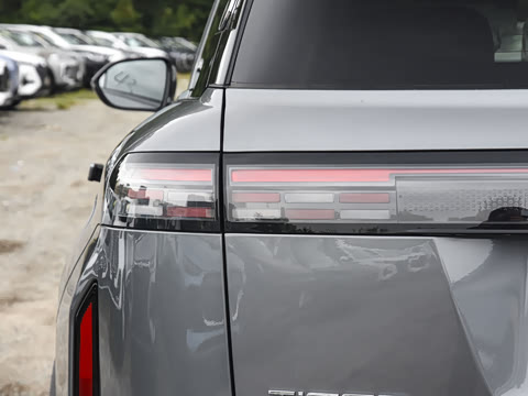 2025�� ���ܰ� 1.6T ��������