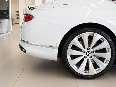 2024�� GT V8 Edition 8