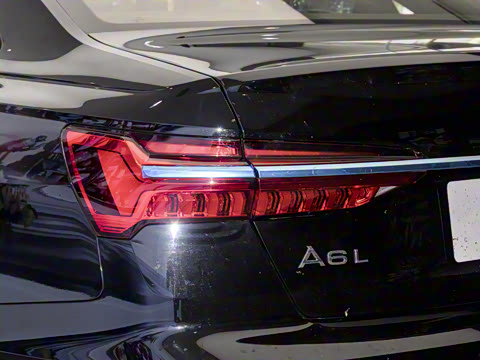 2025�� �Ŀ� 45 TFSI quattro ��ѡ������