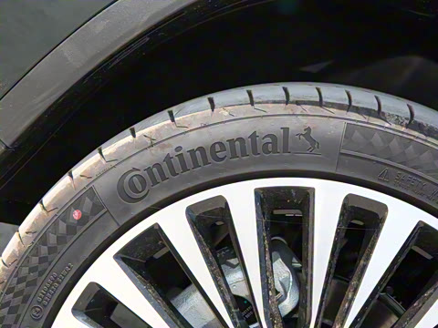 2025�� 400T ���������