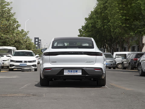 2025�� 130km EM-i ����