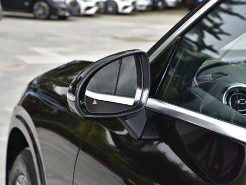 2025�� �Ŀ� GLC 300 L 4MATIC ������ 7��