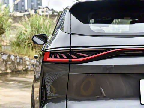 2025�� 1.5T �����